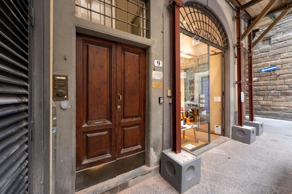 Keys Of Italy - Corsob 9 - Florentine Studio Close To Palazzo Vecchio Florence Exterior photo