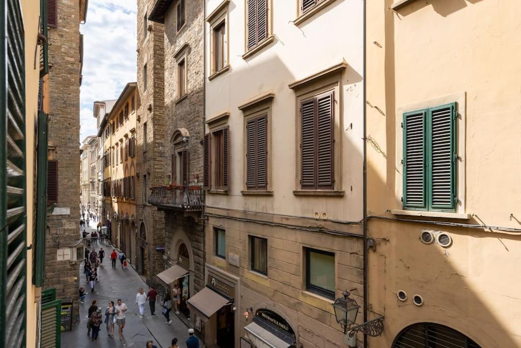 Keys Of Italy - Corsob 9 - Florentine Studio Close To Palazzo Vecchio Florence Exterior photo